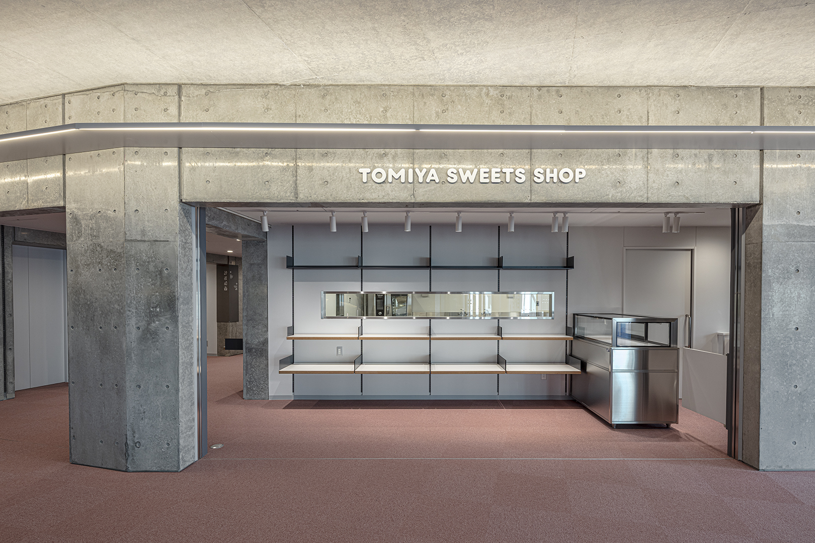 SWEETS SHOP